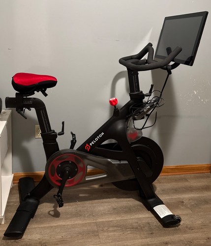 Peloton bike - peloton,