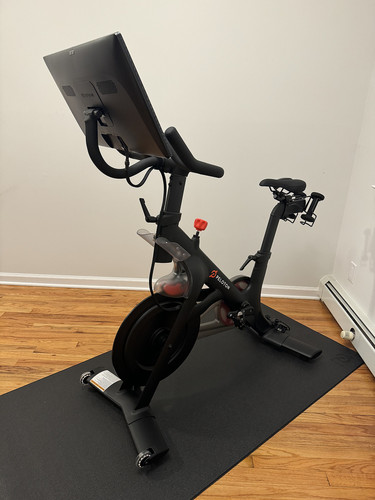 New peloton bike screen - bike, w/