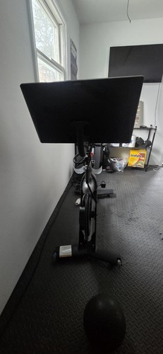 Peloton exercise bike - peloton,