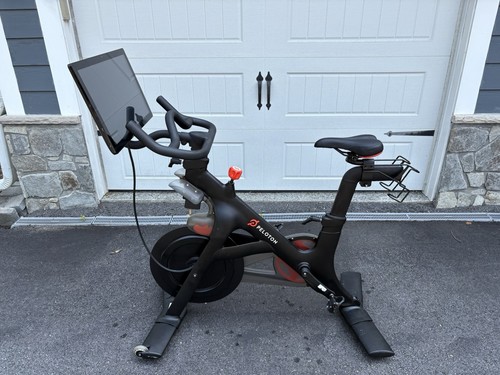Peloton bike in excellent - in,