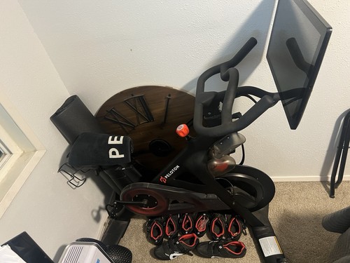 Peloton bike - peloton,