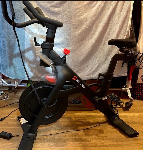 Peloton bike plus - , used